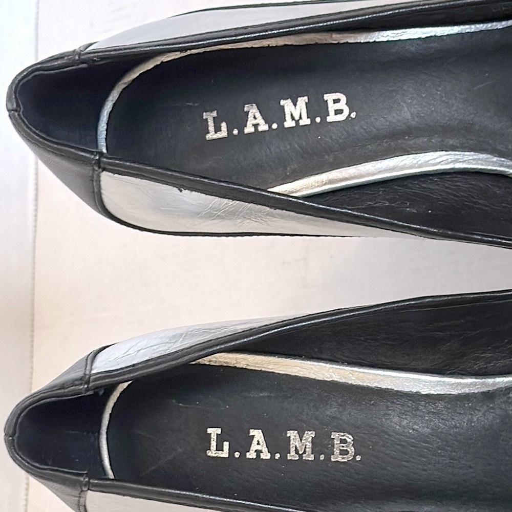L.A.M.B. WOMEN'S CLASSIC SILVER & BLACK BETHEL LEATHER PUMPS US WOMEN'S SIZE 7.5 - Picture 8 of 13